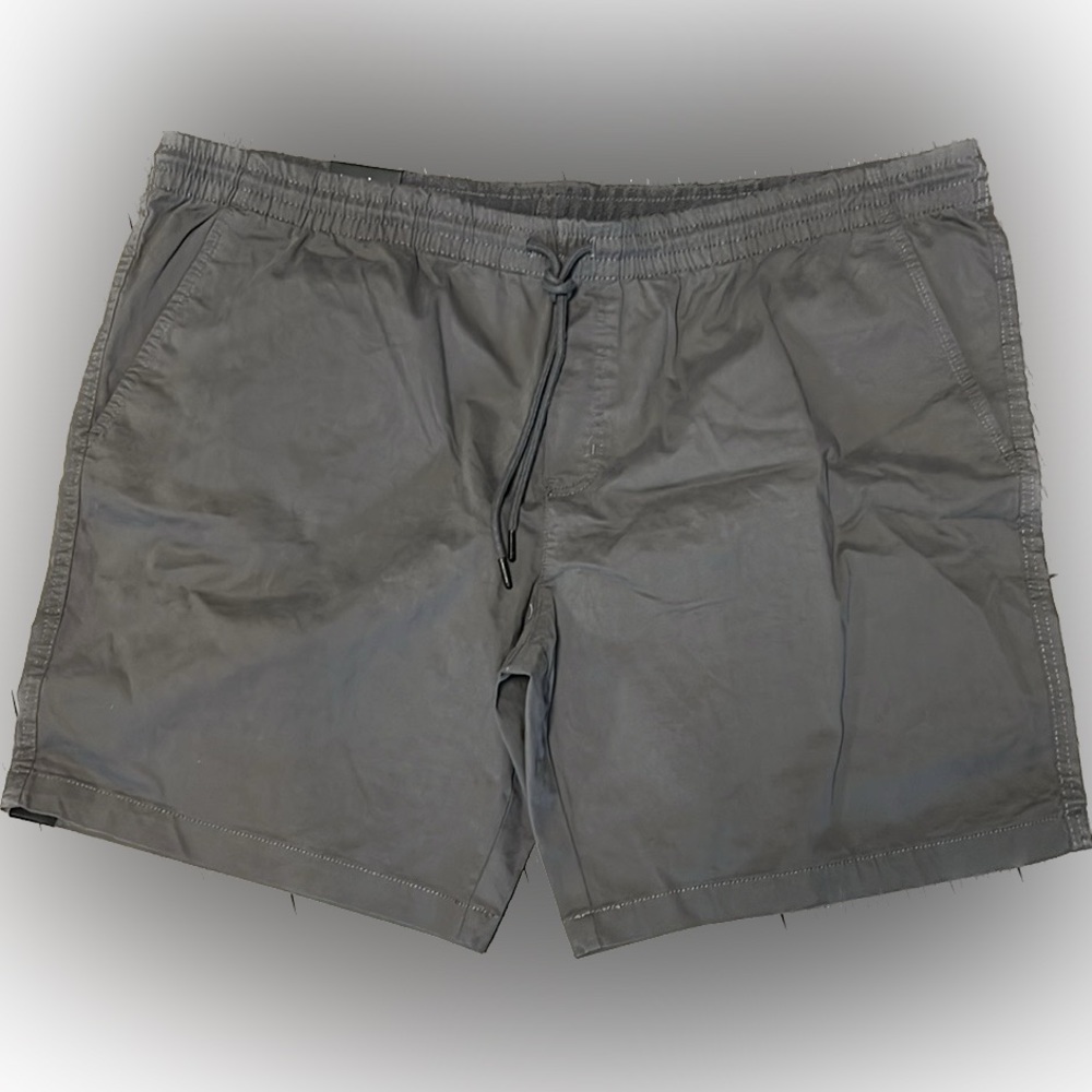 Men’s charcoal grey American Republic shorts